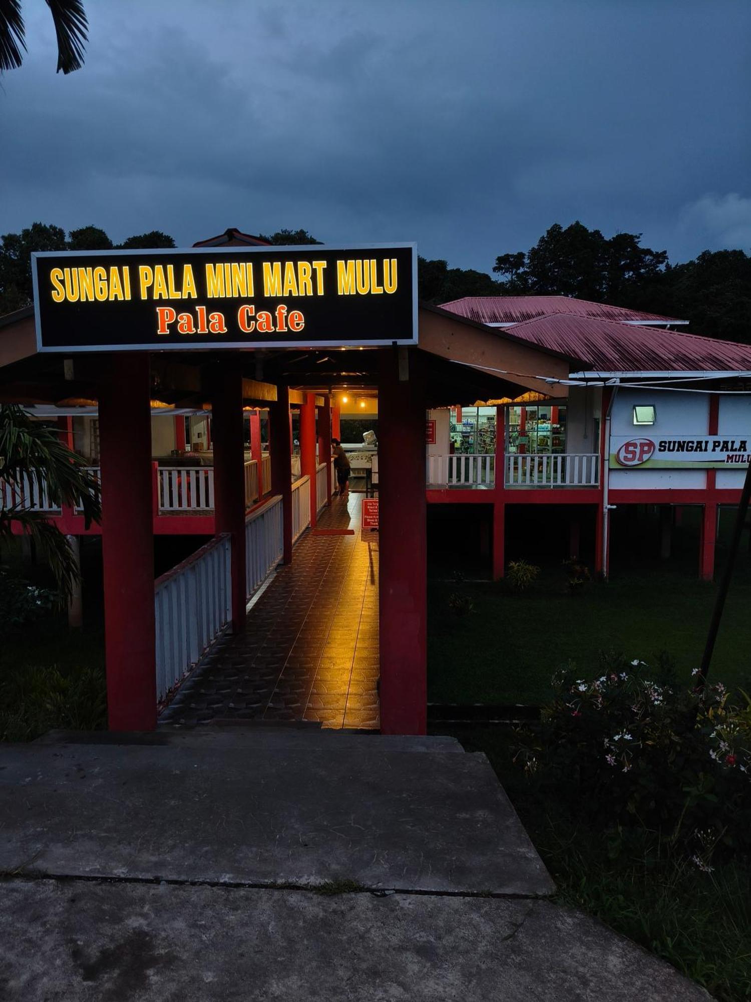 Mulu Village Exteriér fotografie